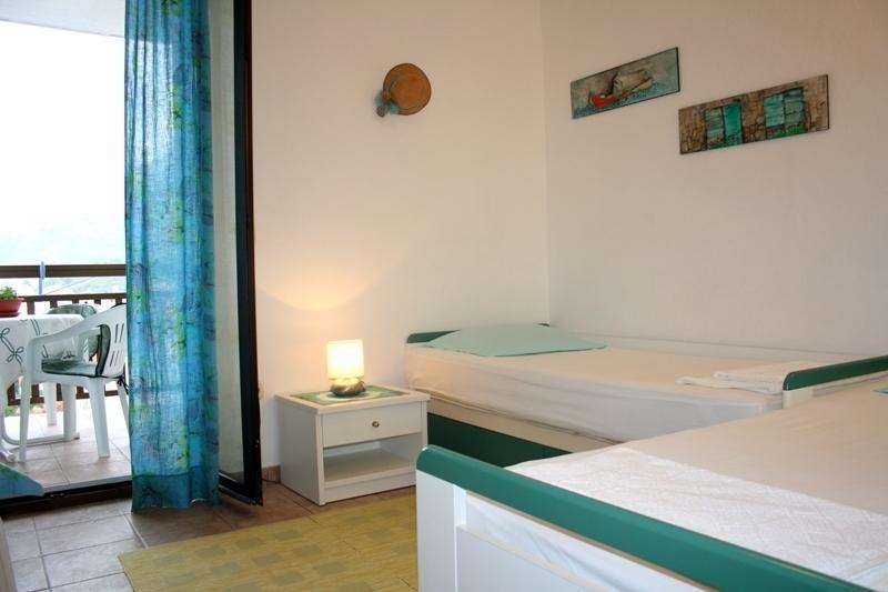 Apartments Mandic Tučepi Pokoj fotografie